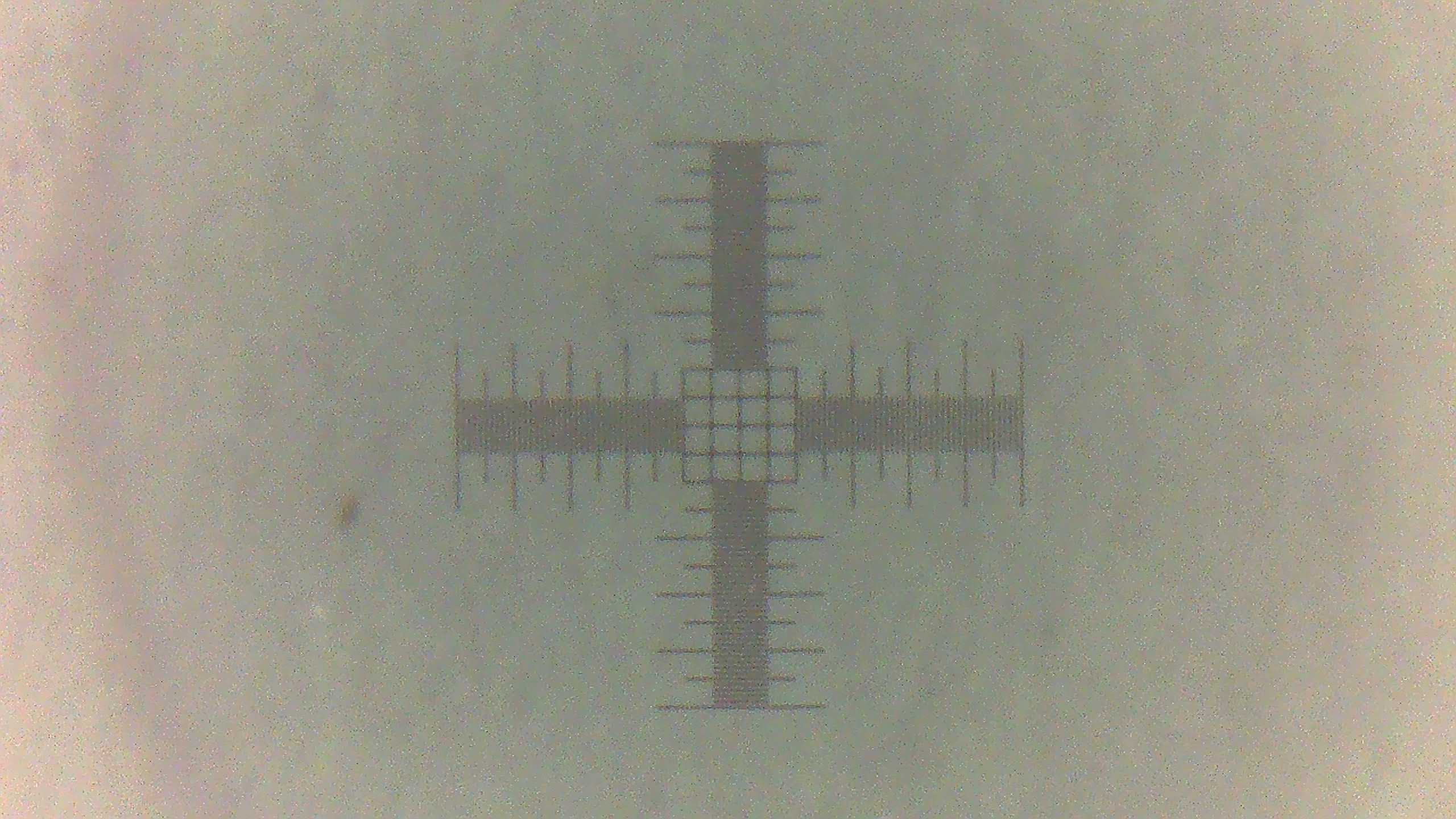 Kříž 0,01 mm